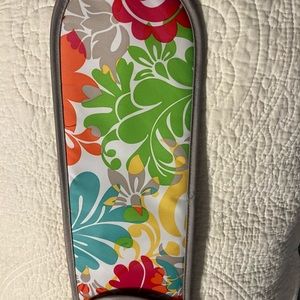 Thirty one flat iron carrier